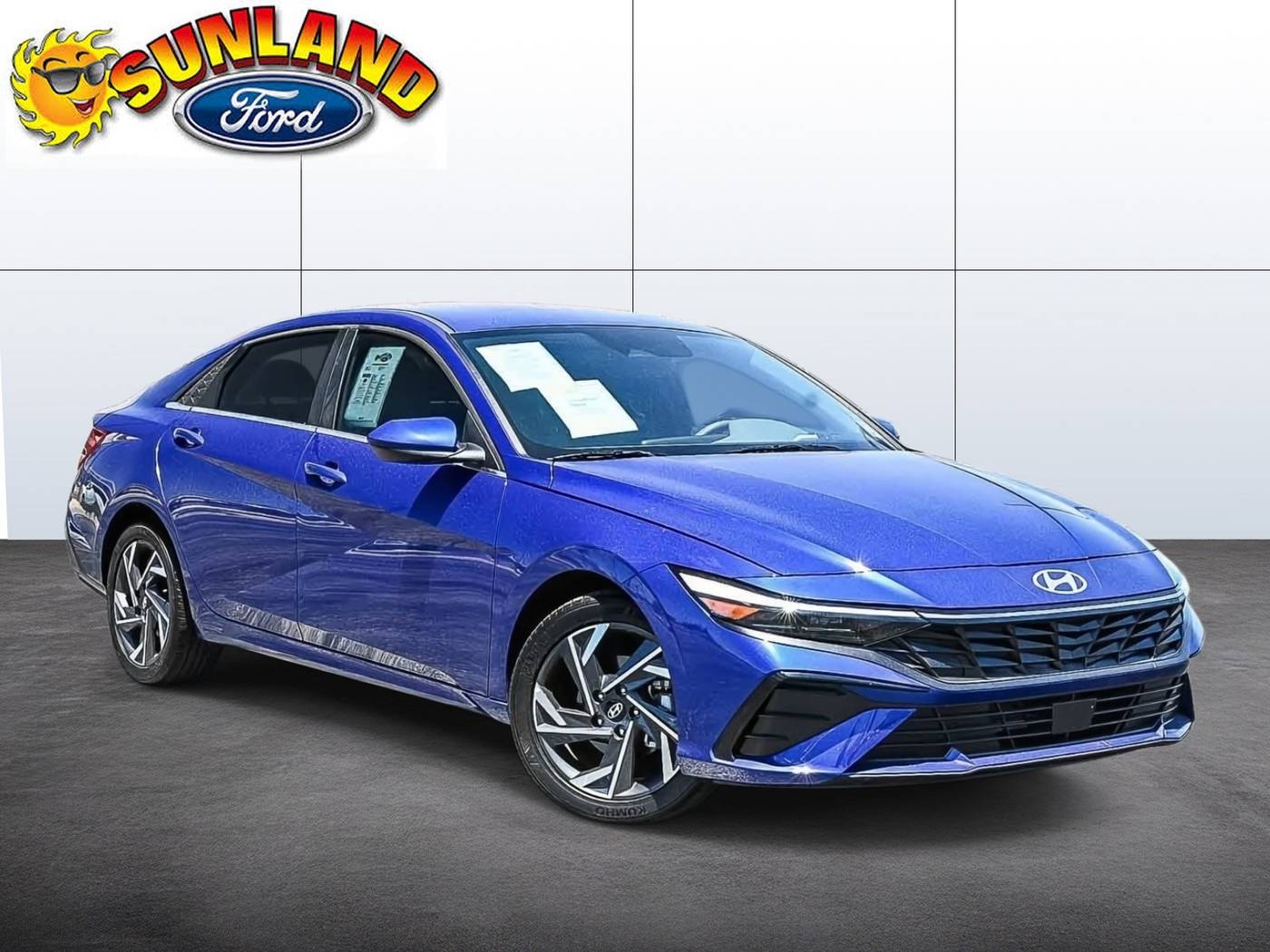 2024 Hyundai Elantra SEL — Sedan — 6,494 mi — Victorville, CA