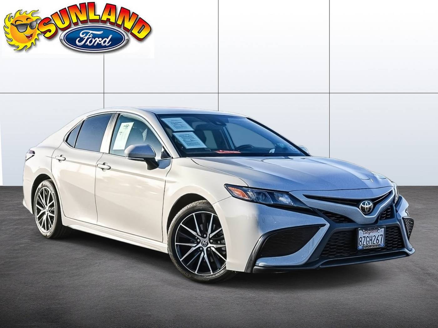 2022 Toyota Camry SE — Sedan — 47,494 mi — Victorville, CA