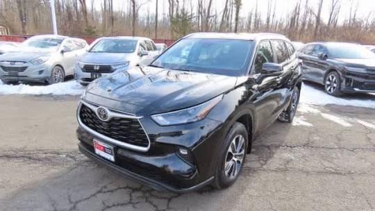 2024 Toyota Highlander XLE — SUV — 11,438 mi — Nanuet, NY