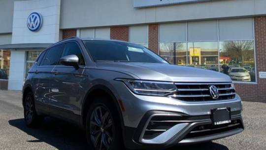 2024 Volkswagen Tiguan SE — SUV — 5,405 mi — Alexandria, VA