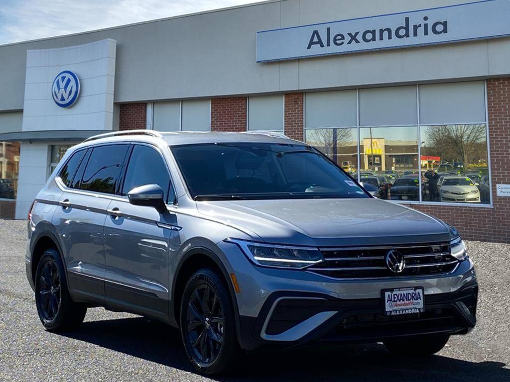 2024 Volkswagen Tiguan SE — SUV — 5,177 mi — Alexandria, VA