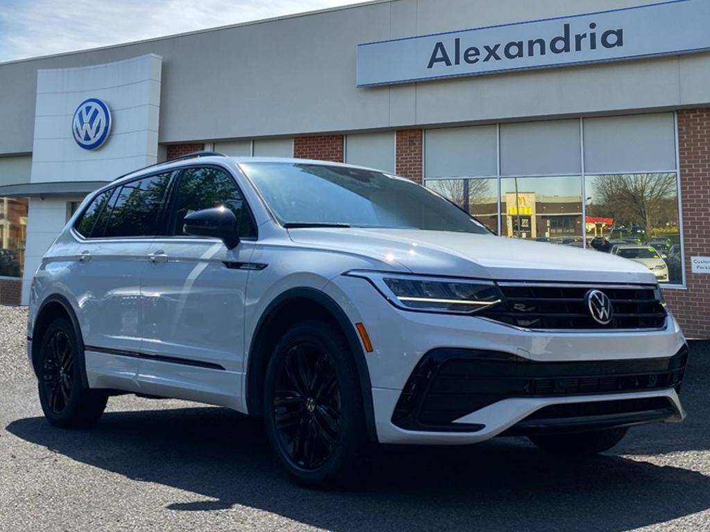 2022 Volkswagen Tiguan SE R-Line Black — SUV — 41,030 mi — Alexandria, VA