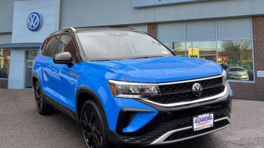 2024 Volkswagen Taos SE — SUV — 6,891 mi — Alexandria, VA