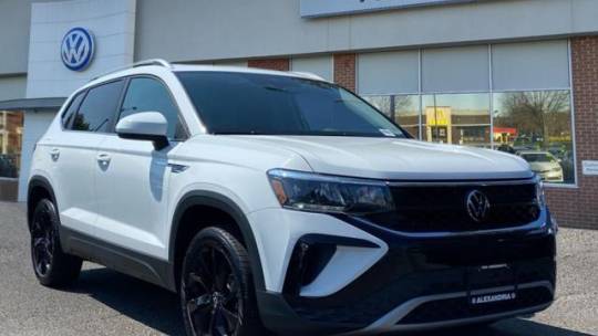 2024 Volkswagen Taos SE — SUV — 15,642 mi — Alexandria, VA
