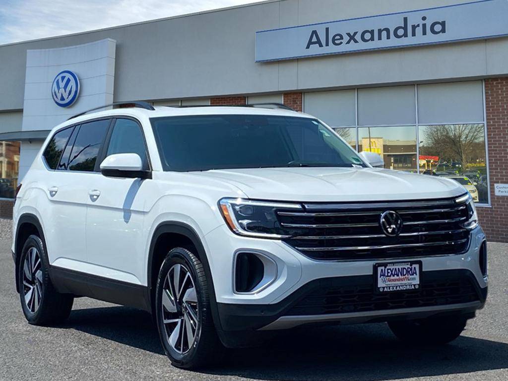 2024 Volkswagen Atlas SE with Technology — SUV — 20,603 mi — Alexandria, VA