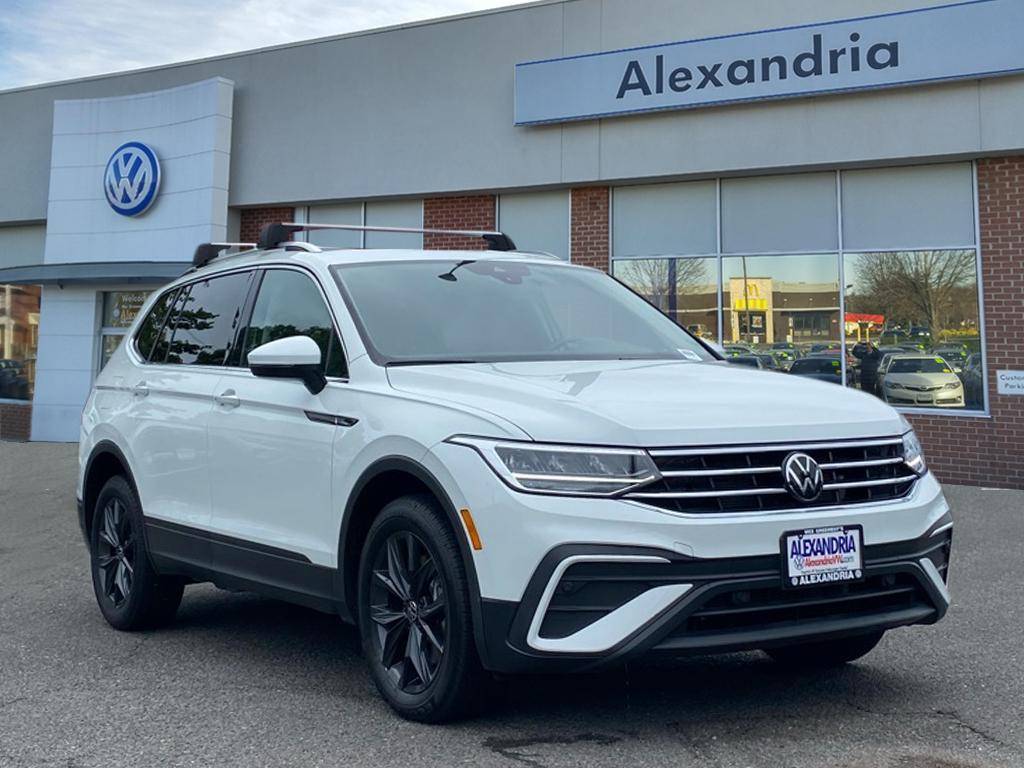 2024 Volkswagen Tiguan SE — SUV — 22,510 mi — Alexandria, VA