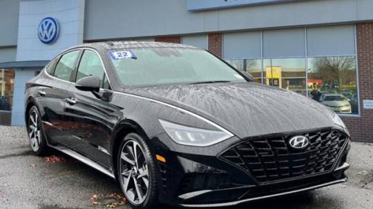 2022 Hyundai Sonata SEL Plus — Sedan — 17,997 mi — Alexandria, VA