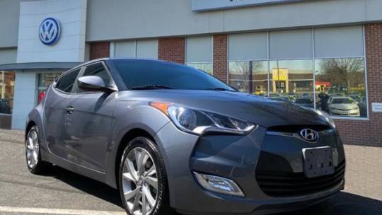 2017 Hyundai Veloster Base — Hatchback — 69,897 mi — Alexandria, VA