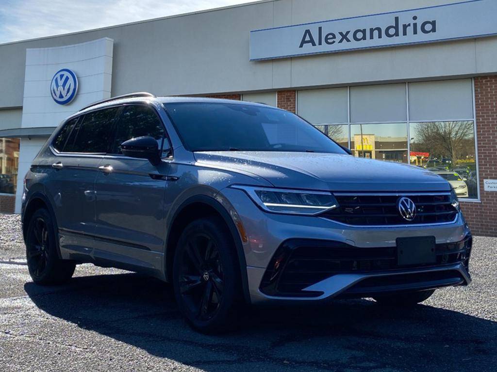 2024 Volkswagen Tiguan SE R-Line Black — SUV — 11,876 mi — Alexandria, VA