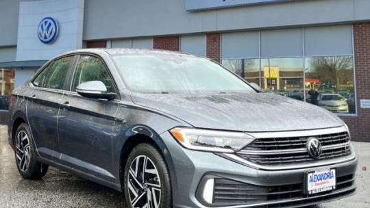 2023 Volkswagen Jetta SEL — Sedan — 33,562 mi — Alexandria, VA