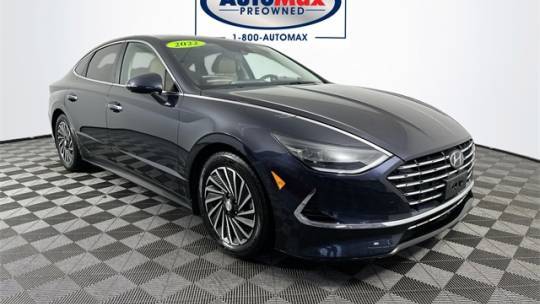 2022 Hyundai Sonata Hybrid Limited — Sedan — 42,795 mi — Framingham, MA