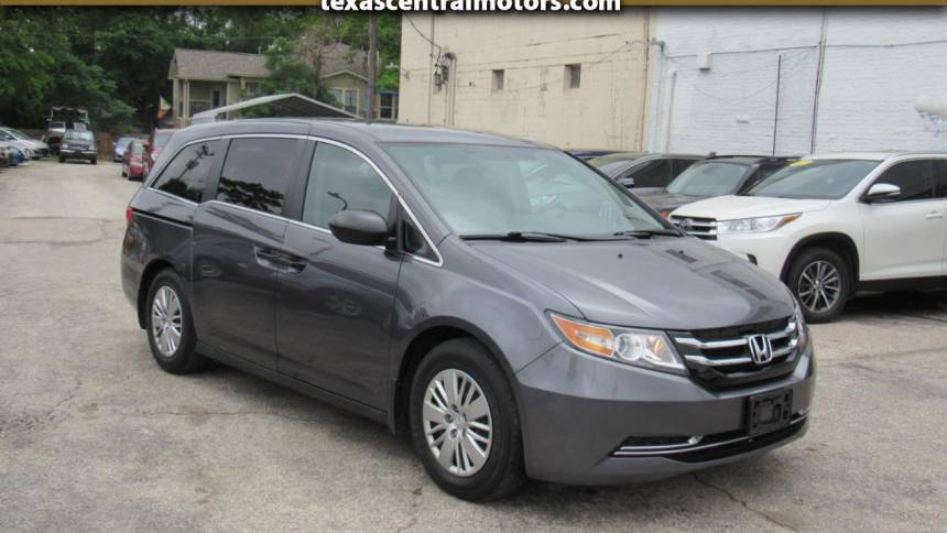 2017 Honda Odyssey LX — Minivan — 105,206 mi — Austin, TX