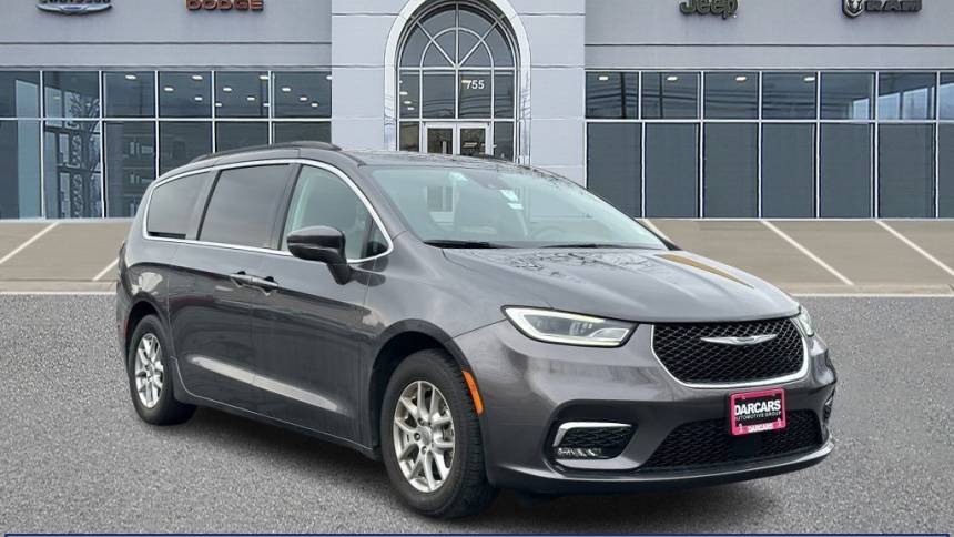 2022 Chrysler Pacifica Touring L — Minivan — 64,409 mi — Rockville, MD