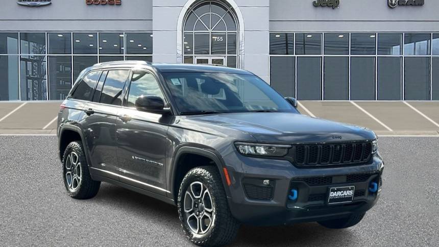 2023 Jeep Grand Cherokee Trailhawk 4xe — SUV — 8,686 mi — Rockville, MD