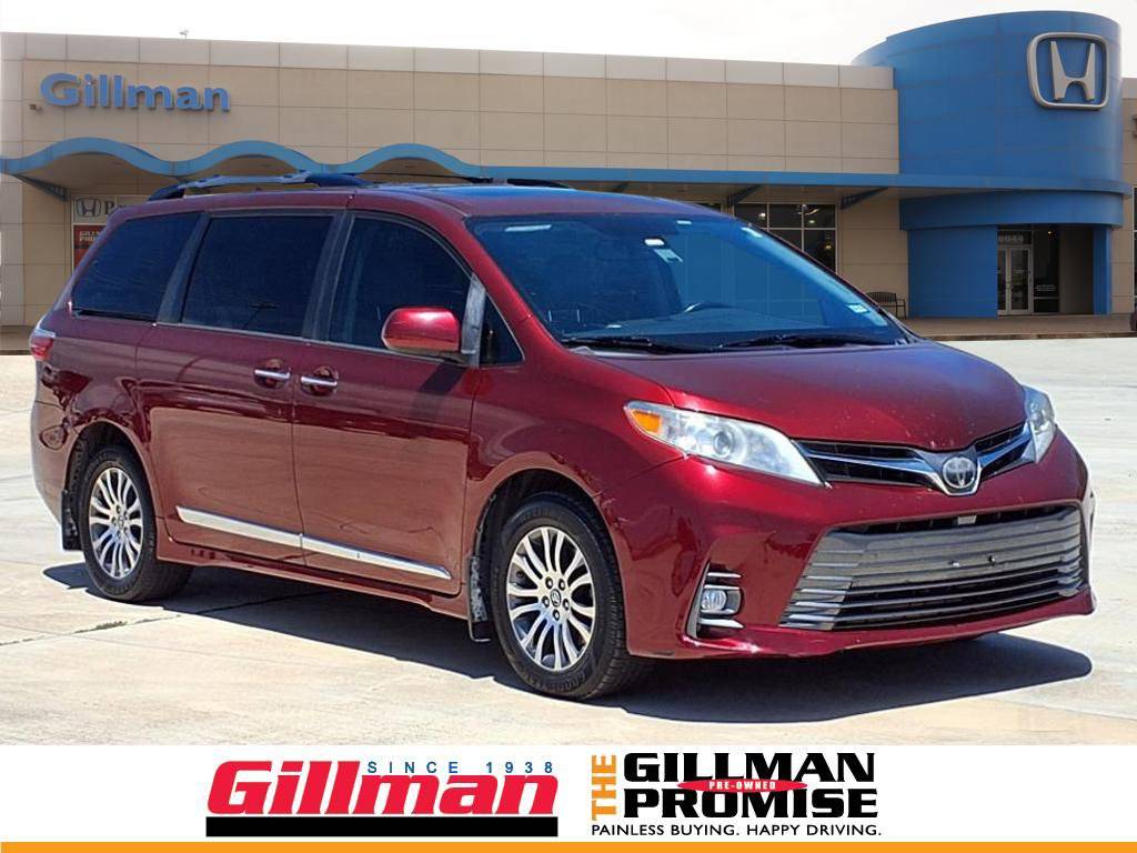 2020 Toyota Sienna XLE — Minivan — 131,866 mi — Selma, TX