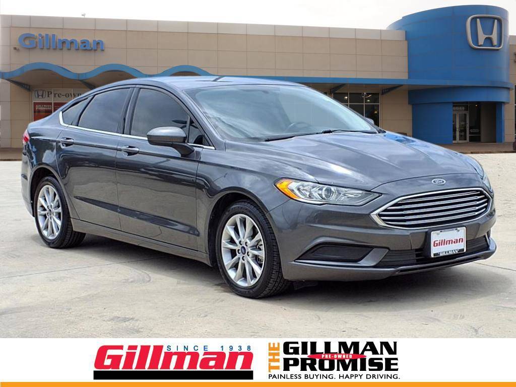 2017 Ford Fusion SE — Sedan — 99,679 mi — Selma, TX