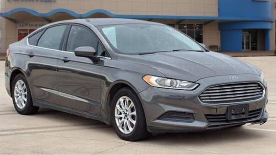 2016 Ford Fusion S — Sedan — 131,777 mi — Selma, TX