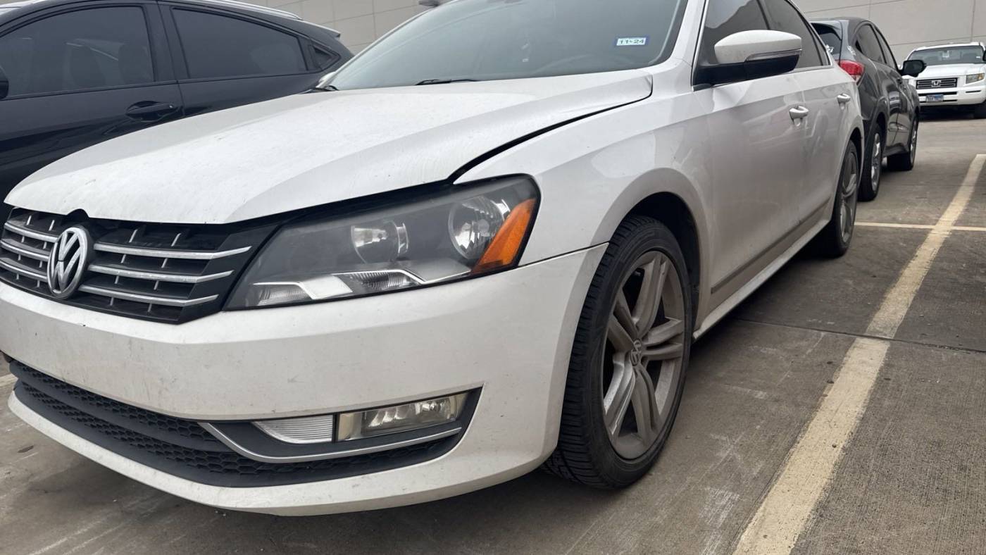 2013 Volkswagen Passat TDI SEL Premium — Sedan — 140,322 mi — Selma, TX