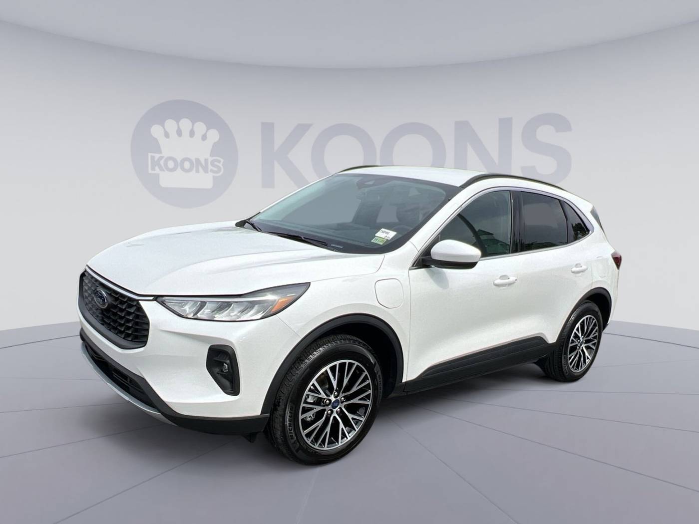 2025 Ford Escape Plug-In Hybrid — SUV — 5,675 mi — Sterling, VA