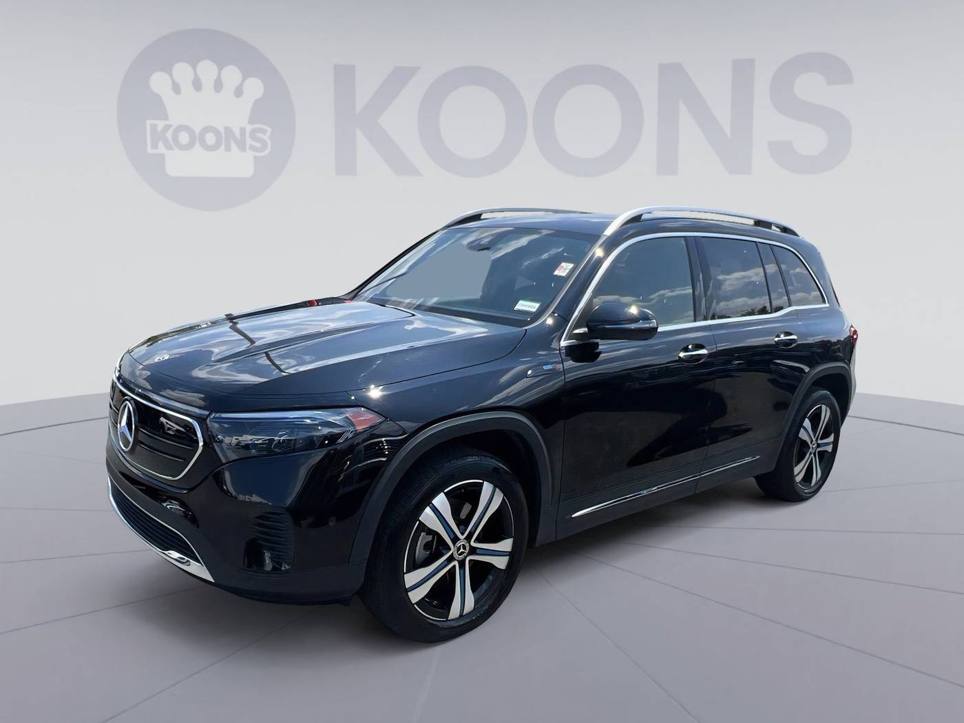 2022 Mercedes-Benz EQB EQB 300 — SUV — 21,820 mi — Sterling, VA