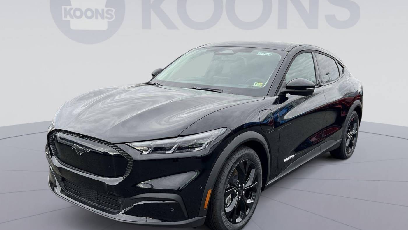 2024 Ford Mustang Mach-E Select — SUV — 5,299 mi — Sterling, VA