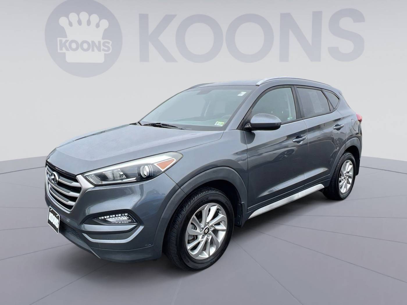 2017 Hyundai Tucson SE — SUV — 84,481 mi — Sterling, VA