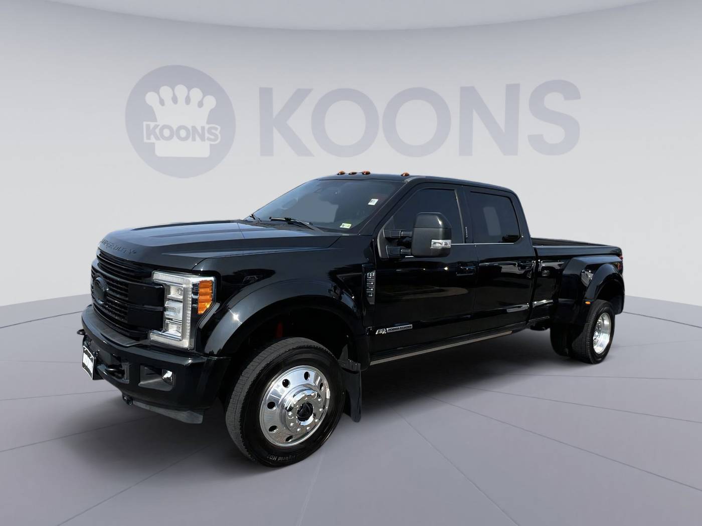 2017 Ford Super Duty F-450 Platinum — Pickup Truck — 62,751 mi — Sterling, VA