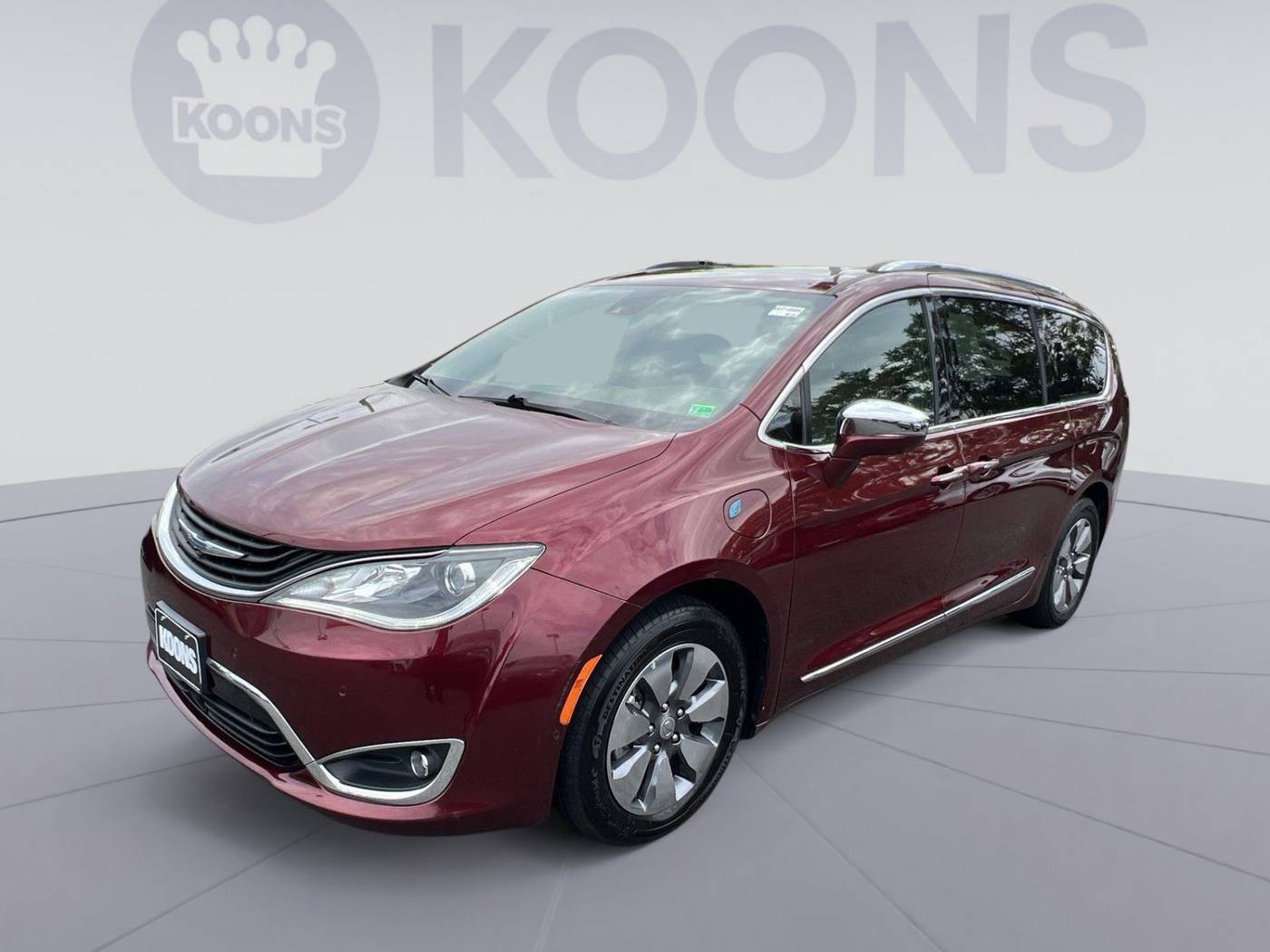 2018 Chrysler Pacifica Hybrid Limited — Minivan — 74,648 mi — Sterling, VA