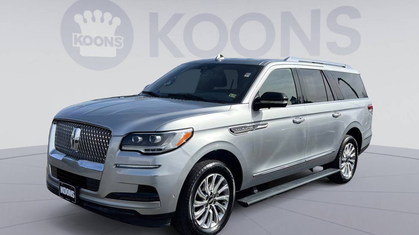 2022 Lincoln Navigator Standard — SUV — 45,938 mi — Sterling, VA