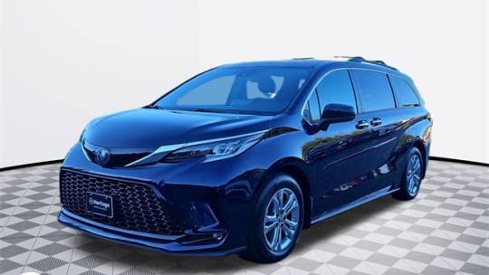 2022 Toyota Sienna XSE — Minivan — 68,376 mi — Baltimore, MD