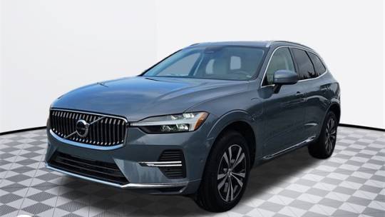 2022 Volvo XC60 Recharge T8 Inscription Expression
