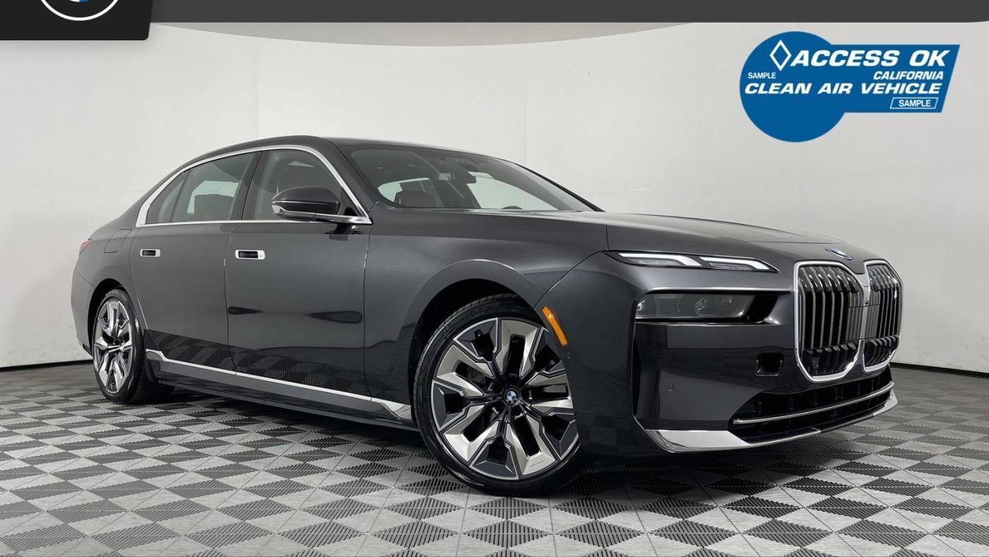 2024 BMW i7 xDrive60 — Sedan — 14,421 mi — Fairfield, CA