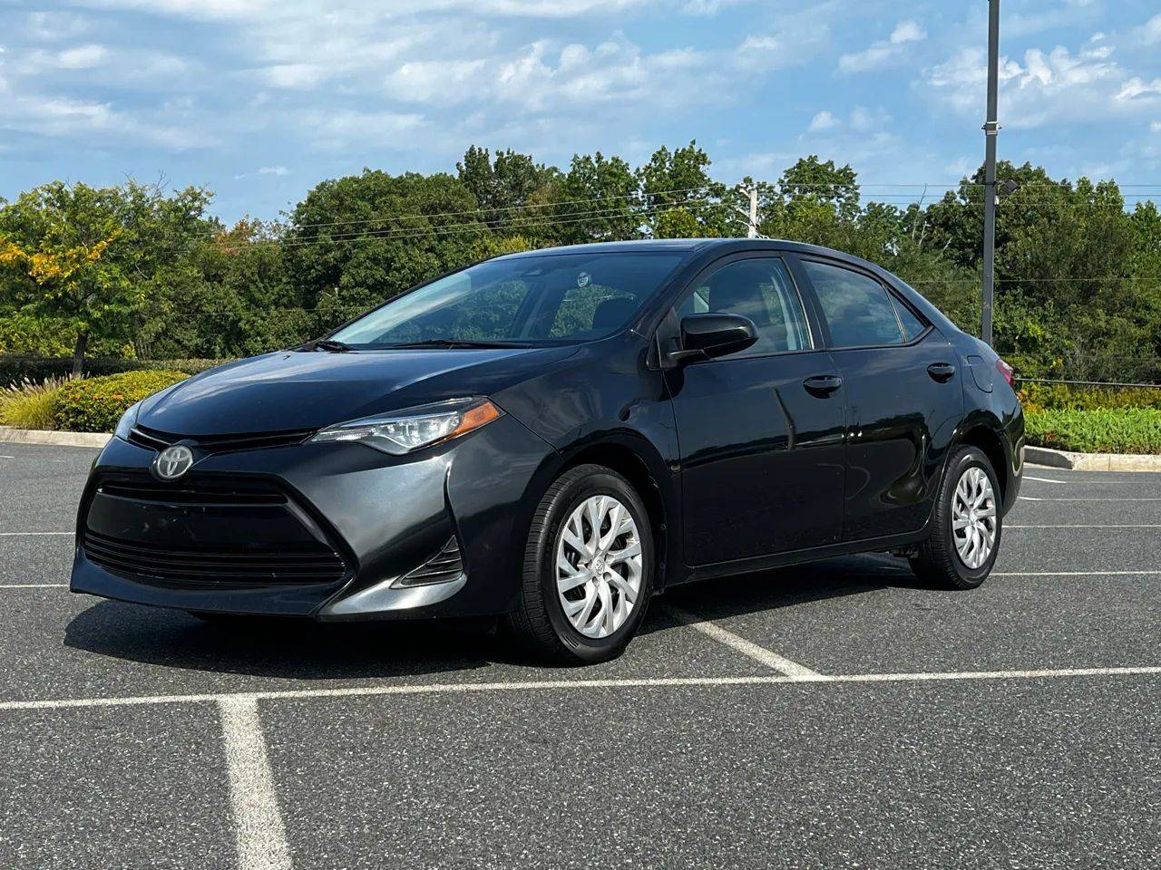 2019 Toyota Corolla LE — Sedan — 107,768 mi — Edgewood, MD