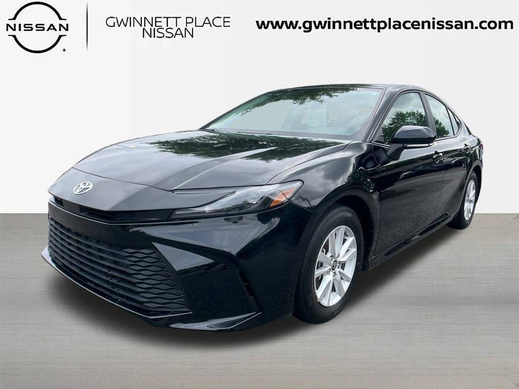 2025 Toyota Camry SE — Sedan — 17,634 mi — Duluth, GA