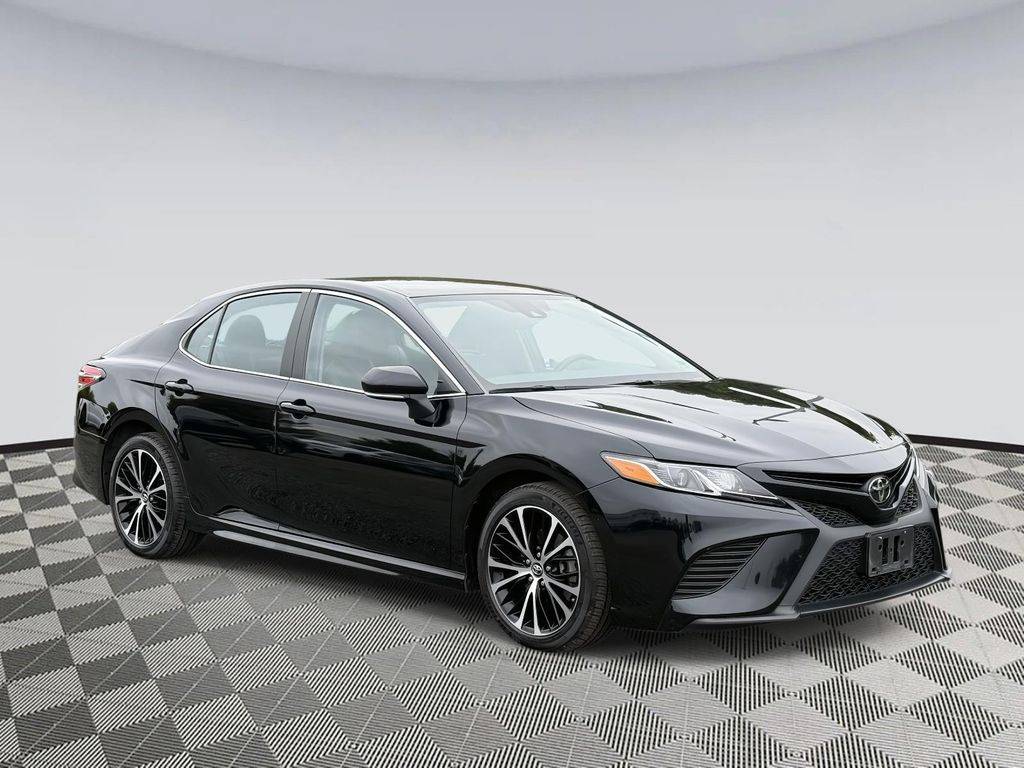 2019 Toyota Camry SE — Sedan — 30,958 mi — Chantilly, VA
