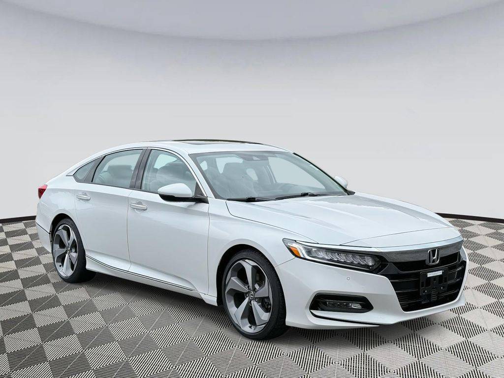 2018 Honda Accord Touring — Sedan — 33,322 mi — Chantilly, VA