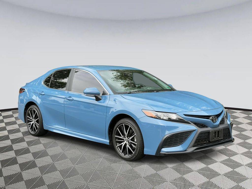 2024 Toyota Camry SE — Sedan — 32,273 mi — Chantilly, VA