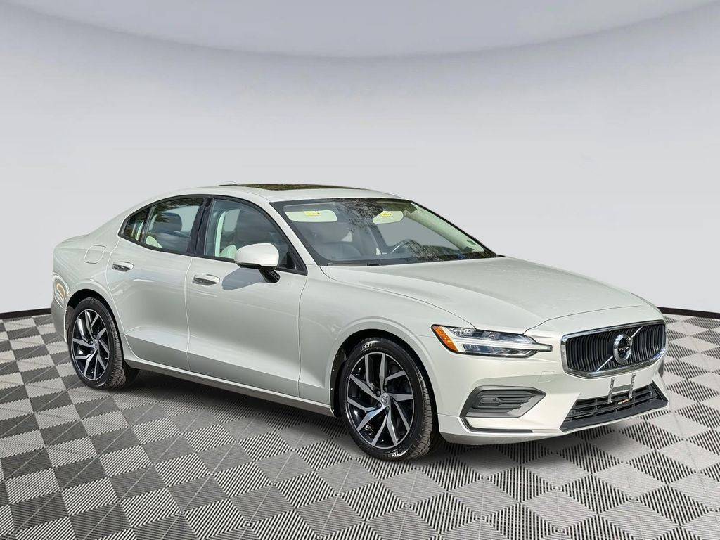 2020 Volvo S60 Momentum — Sedan — 36,907 mi — Chantilly, VA
