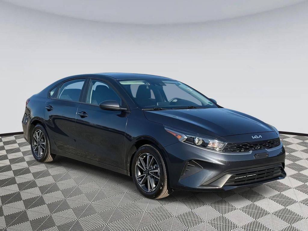 2023 Kia Forte LXS — Sedan — 21,517 mi — Chantilly, VA