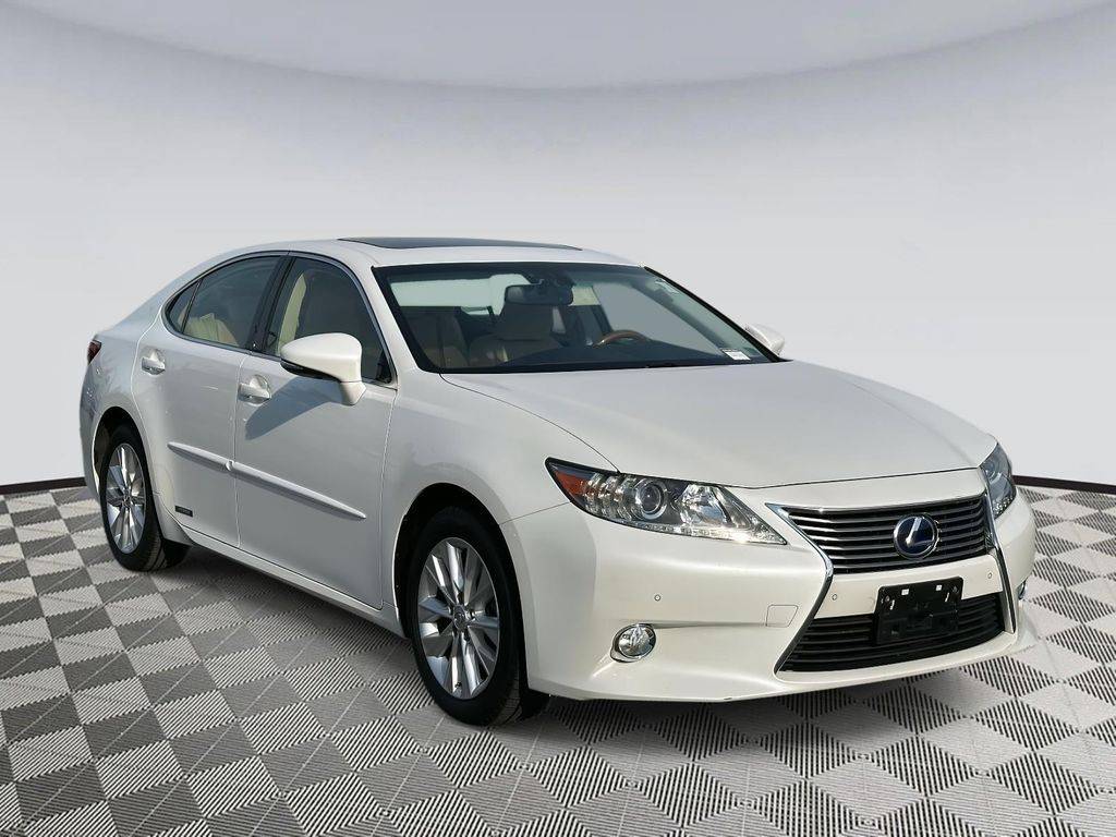 2013 Lexus ES ES 300h — Sedan — 70,210 mi — Chantilly, VA