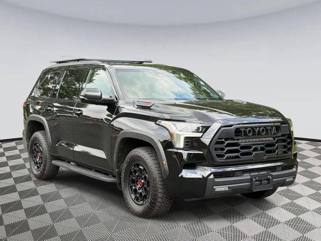 2025 Toyota Sequoia TRD Pro — SUV — 5,686 mi — Chantilly, VA