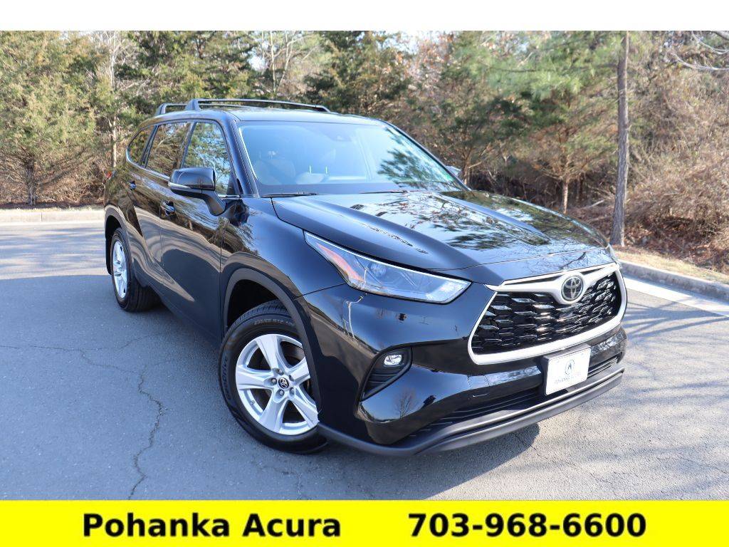 2022 Toyota Highlander LE — SUV — 32,663 mi — Chantilly, VA