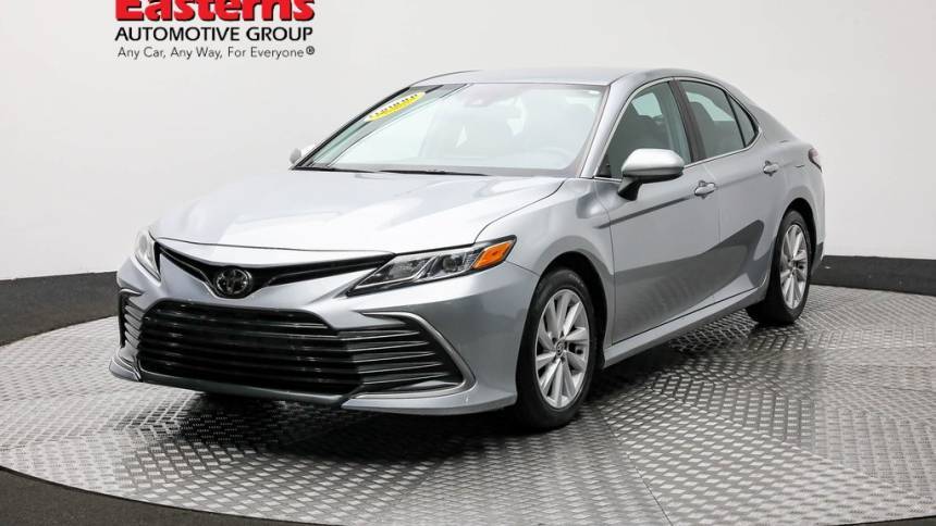 2022 Toyota Camry LE — Sedan — 59,815 mi — Temple Hills, MD