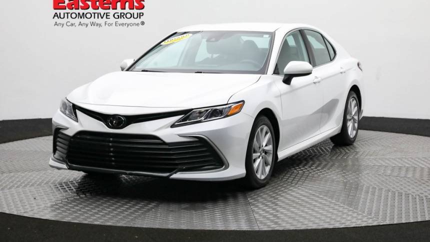 2022 Toyota Camry LE — Sedan — 59,382 mi — Temple Hills, MD