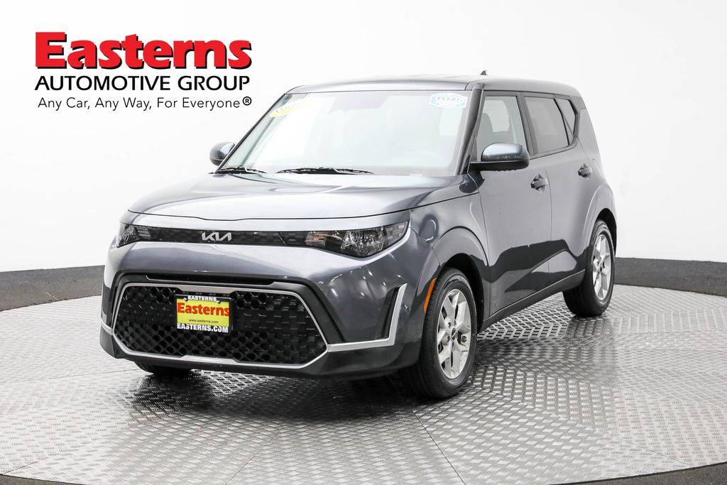 2023 Kia Soul LX — Hatchback — 32,310 mi — Sterling, VA