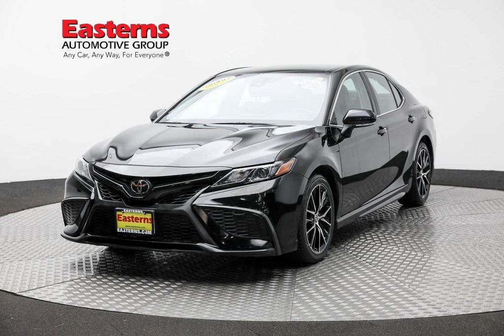 2022 Toyota Camry SE — Sedan — 58,867 mi — Sterling, VA