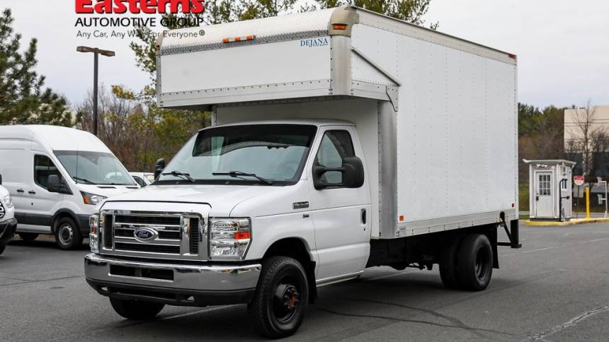 2016 Ford Econoline Commercial Cutaway E-350 — Chassis Cab Truck — 74,551 mi — Sterling, VA