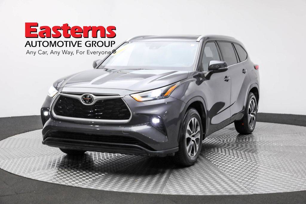 2022 Toyota Highlander XLE — SUV — 40,830 mi — Sterling, VA