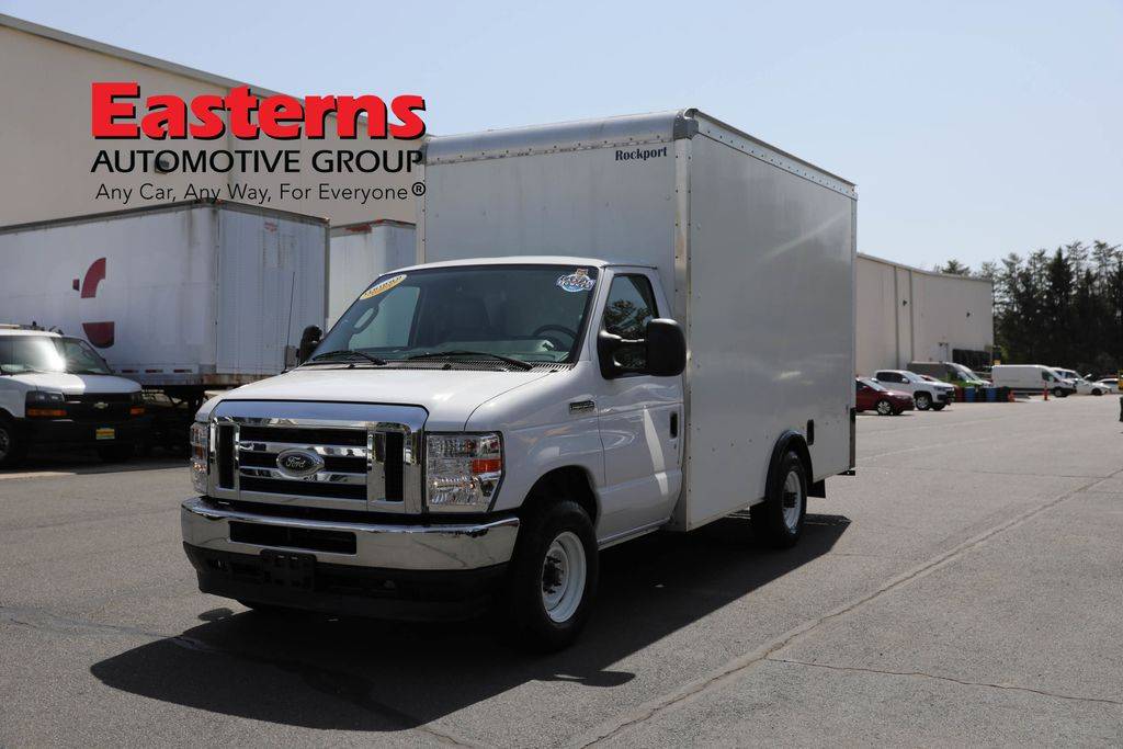 2022 Ford E-Series Cutaway Base — Chassis Cab Truck — 31,340 mi — Sterling, VA