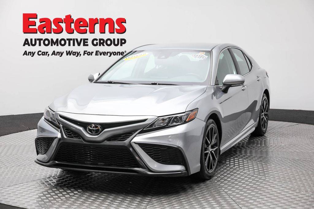 2022 Toyota Camry SE — Sedan — 60,727 mi — Sterling, VA